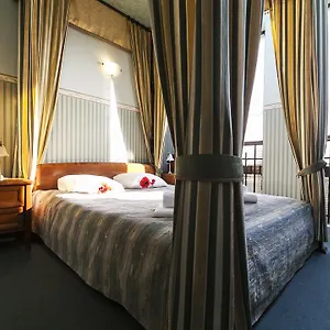 fort-hotel.warsawhotelspoland.com/