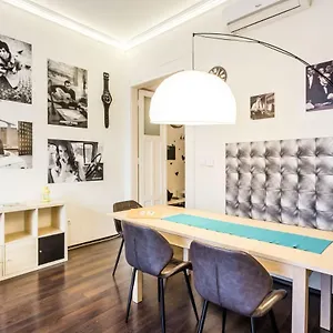 Apartament Pop Arts, Budapeszt