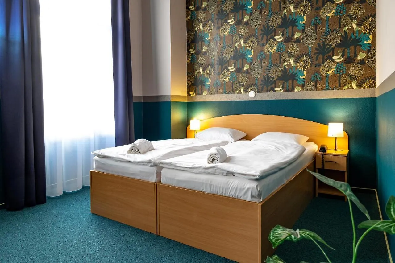 Gartner Hotel Βουδαπέστη 3*,
